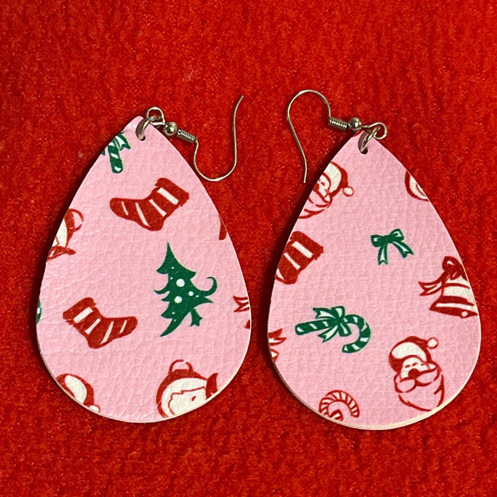 NEW Santa & Candy Cane  Teardrop leatherette Holiday Earrings PINK